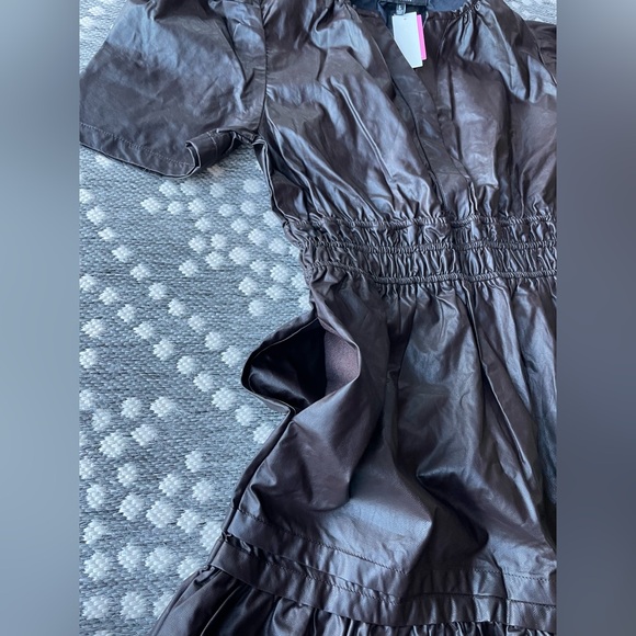 Simply Southern Faux Leather Brown Dress Womens LARGE New fit & flare sexy - Picture 3 of 14